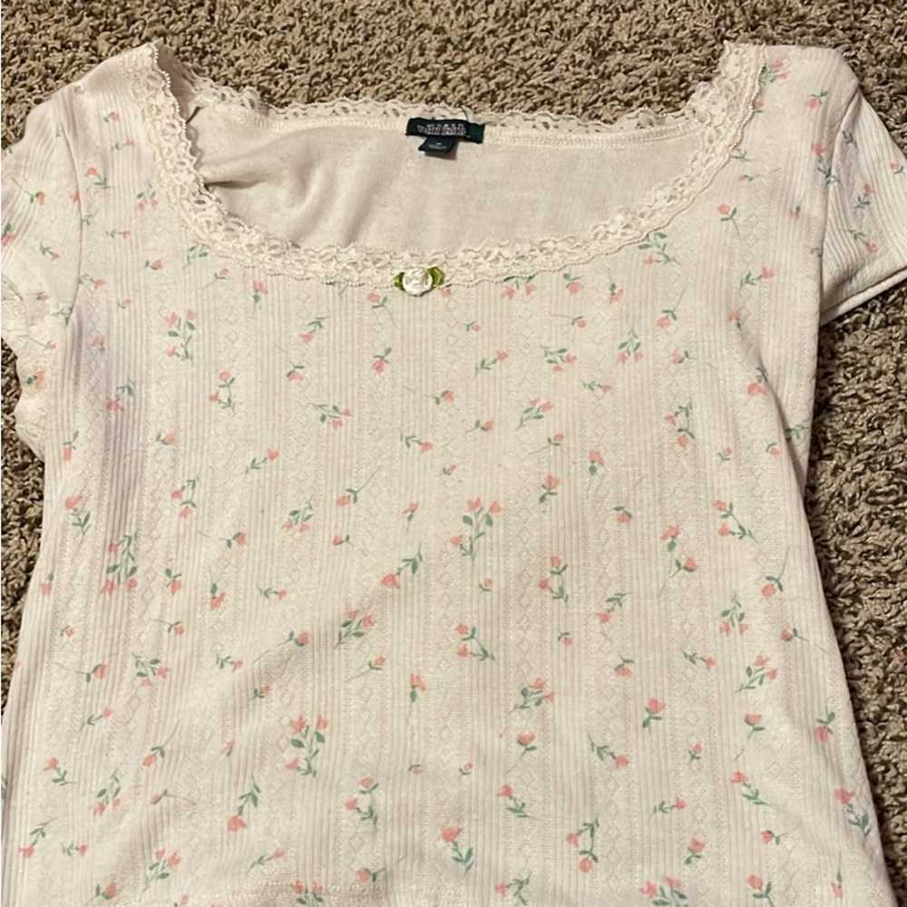 Wild Fable Cream and Pink Crop Top